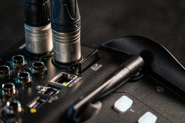 Allen & Heath CQ-18T Digital Mixer with 7 Touchscreen Wi-fi and Bluetooth